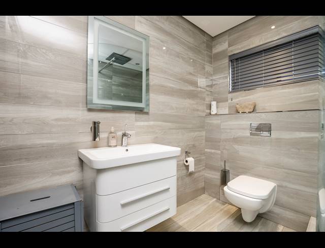 2 BEDROOM APARTMENT FOR SALE IN MORNINGSIDE